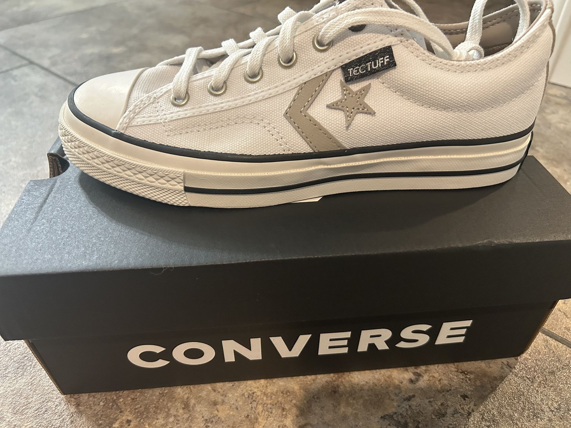 Converse Star Player 76- NEVER WORN