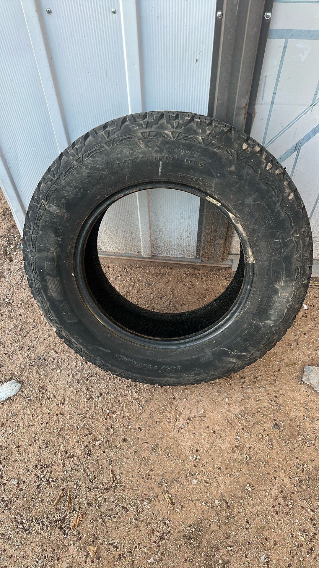 245/70/17 Tire