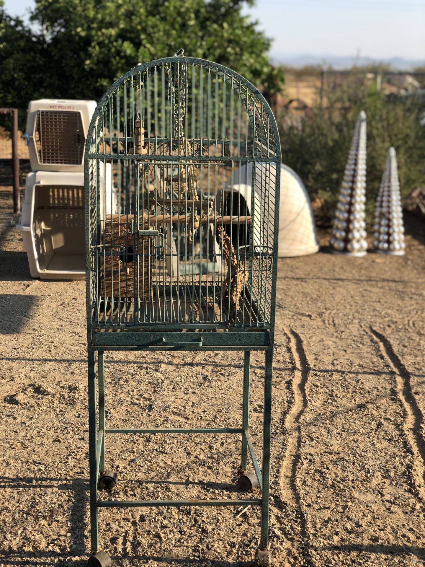 Bird cage