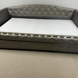 Leather Type Trundle Bed 