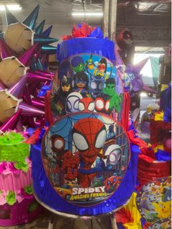 Spidey and friends pastel piñata