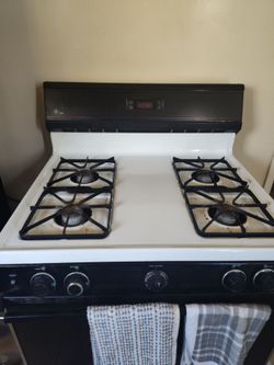 Stove and refrigerator