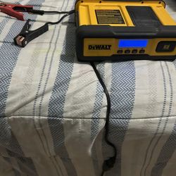 Battery Charger Like New Used Once 