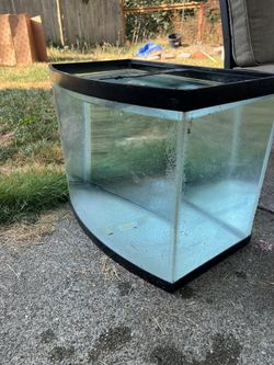 26 Gallon Bow Front Aquarium