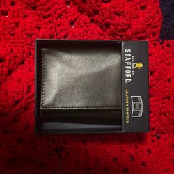 Stanford Leather Trifold Wallet 