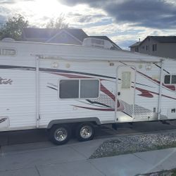 2006 Attitude Toy Hauler 