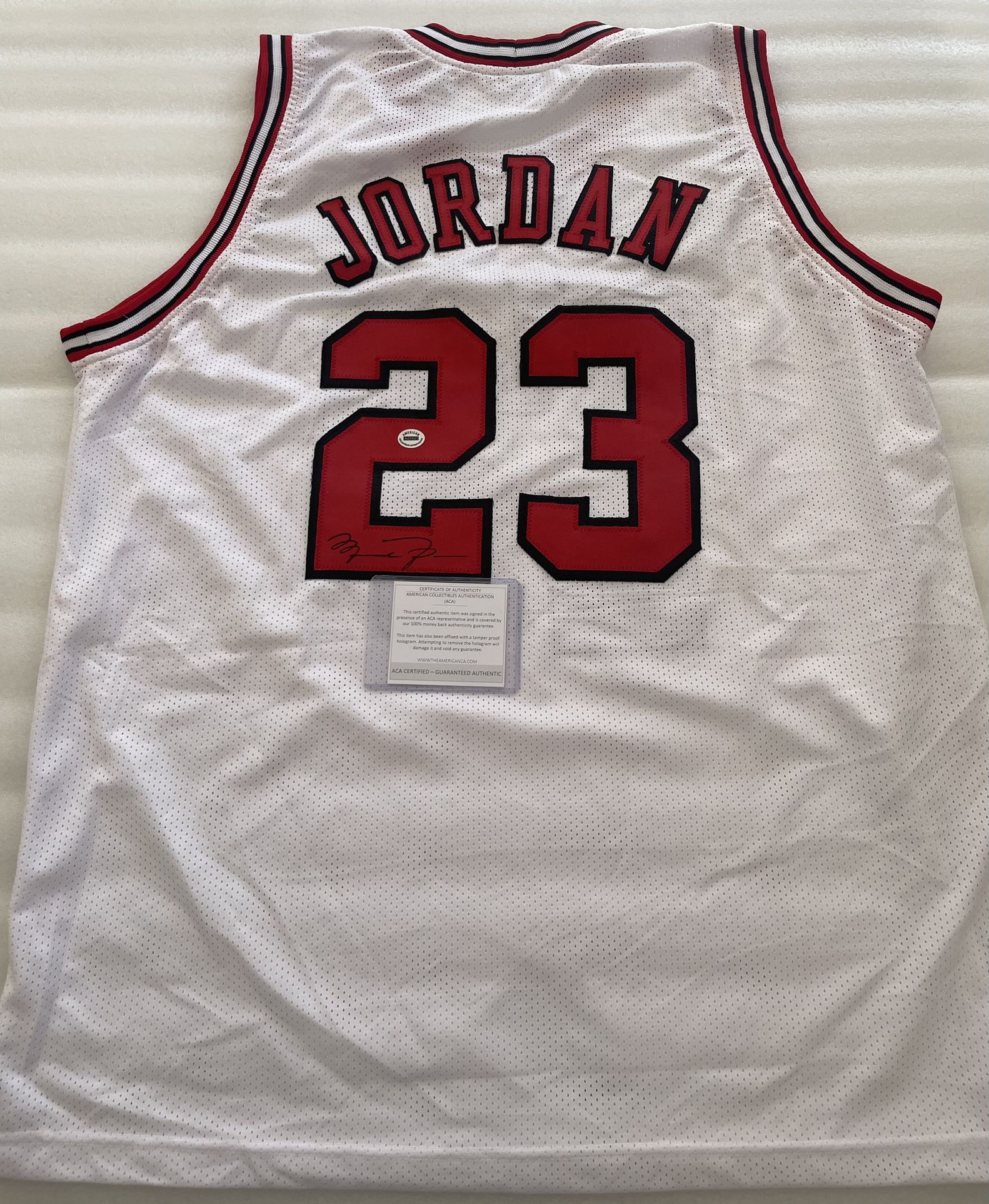 Michael Jordan Chicago Bulls Autographed Signed Custom XL WHITE Jersey with COA