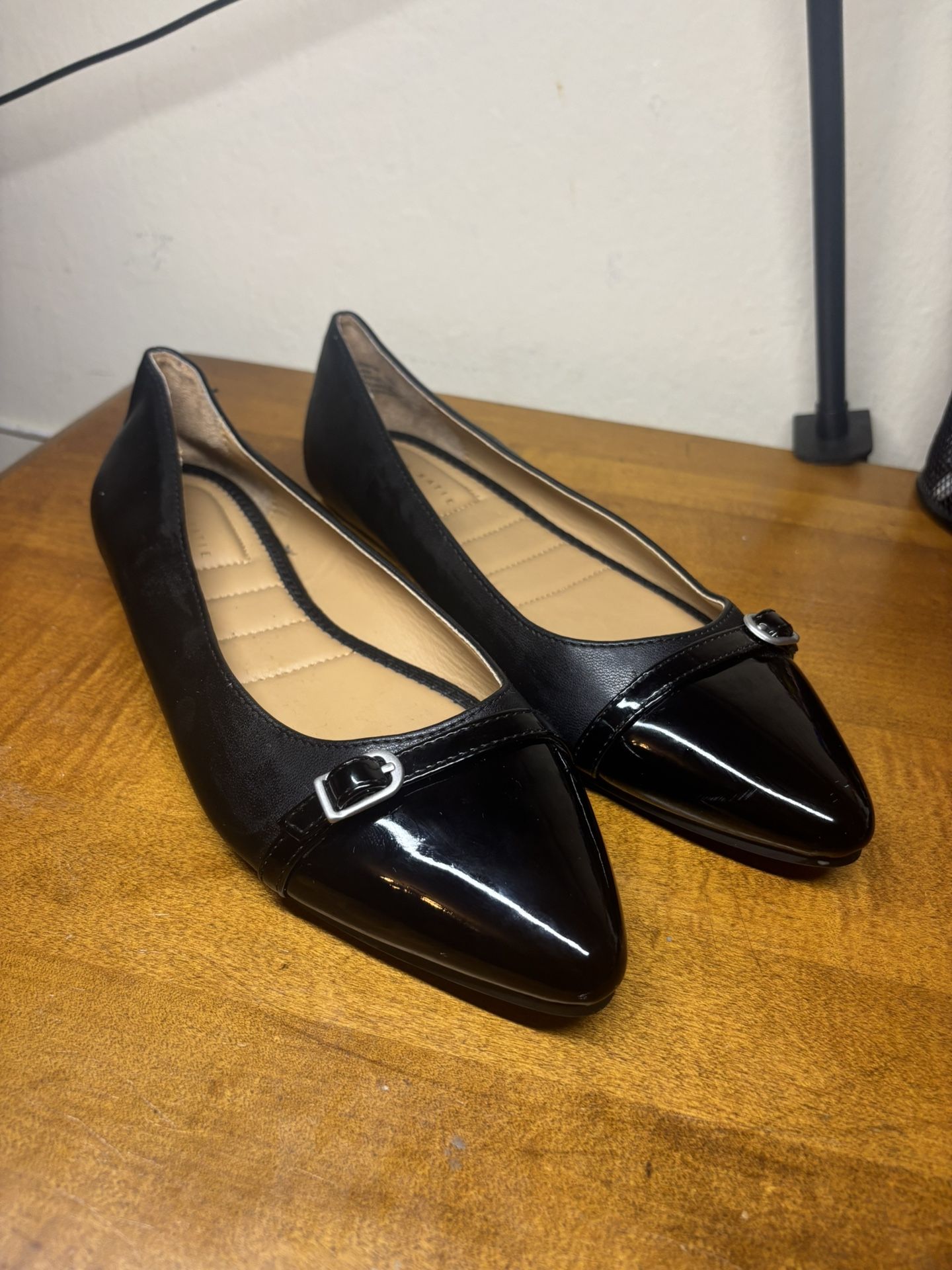 Kelly katie flats