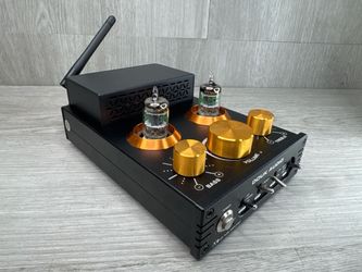 DOUK AUDIO X1 TUBE AMP W/ADAPTER (A1D034846)
