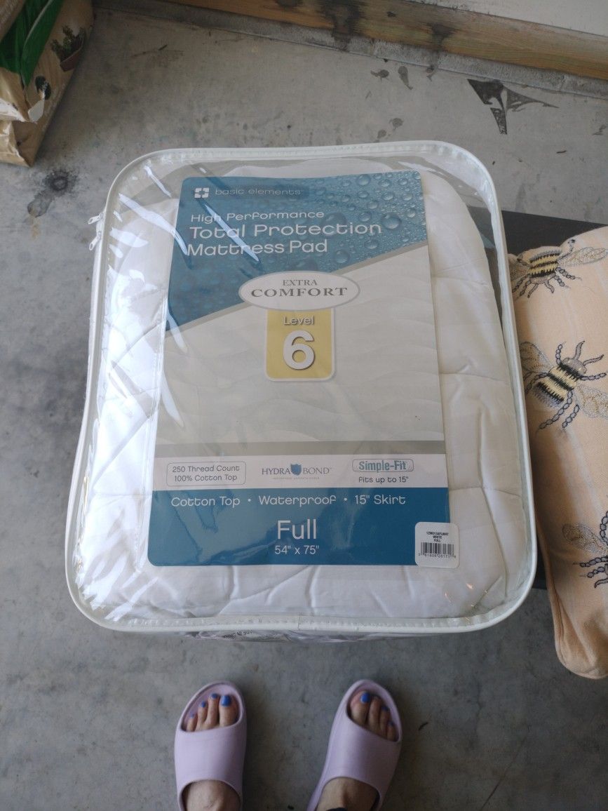 Full Size Total Protection Mattress Pad