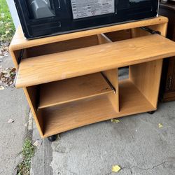 Tv Shelve With Wheels 