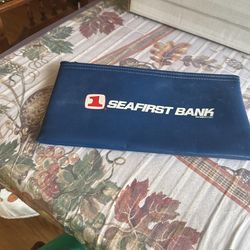 Vintage Zipper pouch from seafirst bank it is before 1999 when Seafirst name was discontinued 