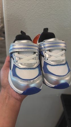 Size 6 Toddler Sneakers