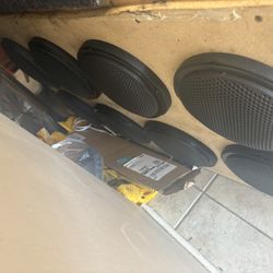 8 8” American Bass XD In Dual Ported Box Read Description