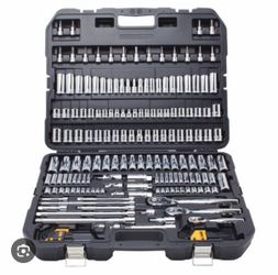 Dealt ratchet set for a large heat press machine