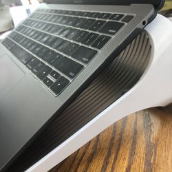 Fellowes Laptop Stand 