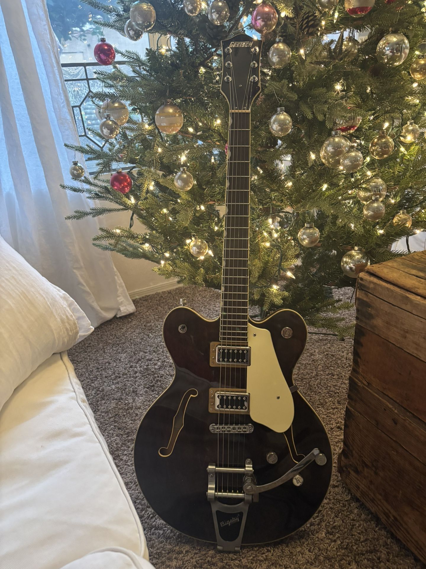 Gretsch G5622T Semi Hollow Body Guitar