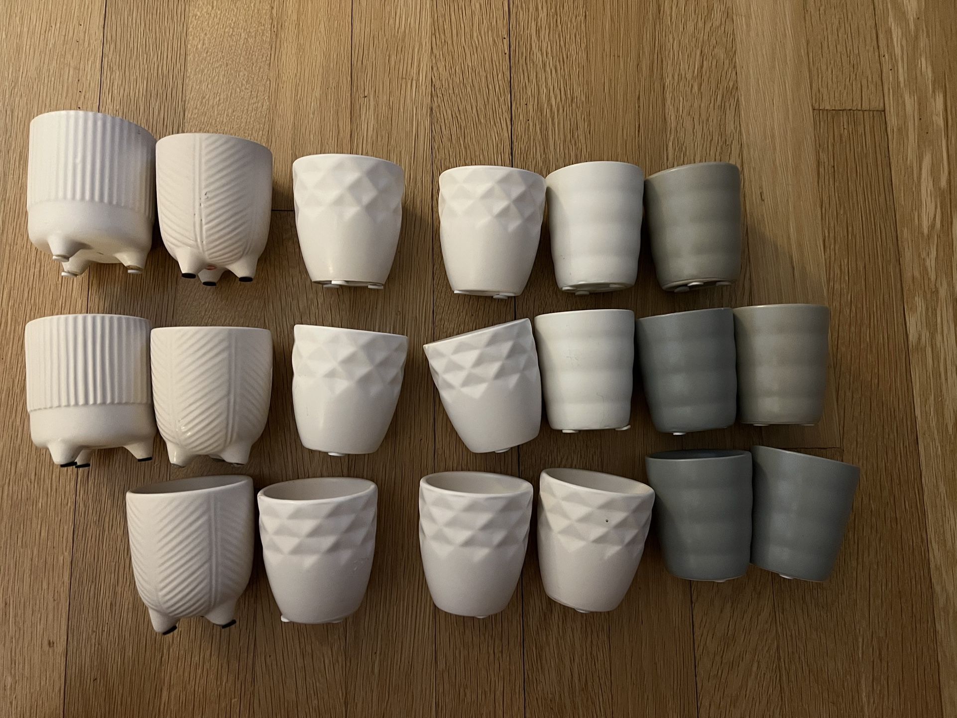 19 Small Ceramic Plant Pots-Multiple Styles
