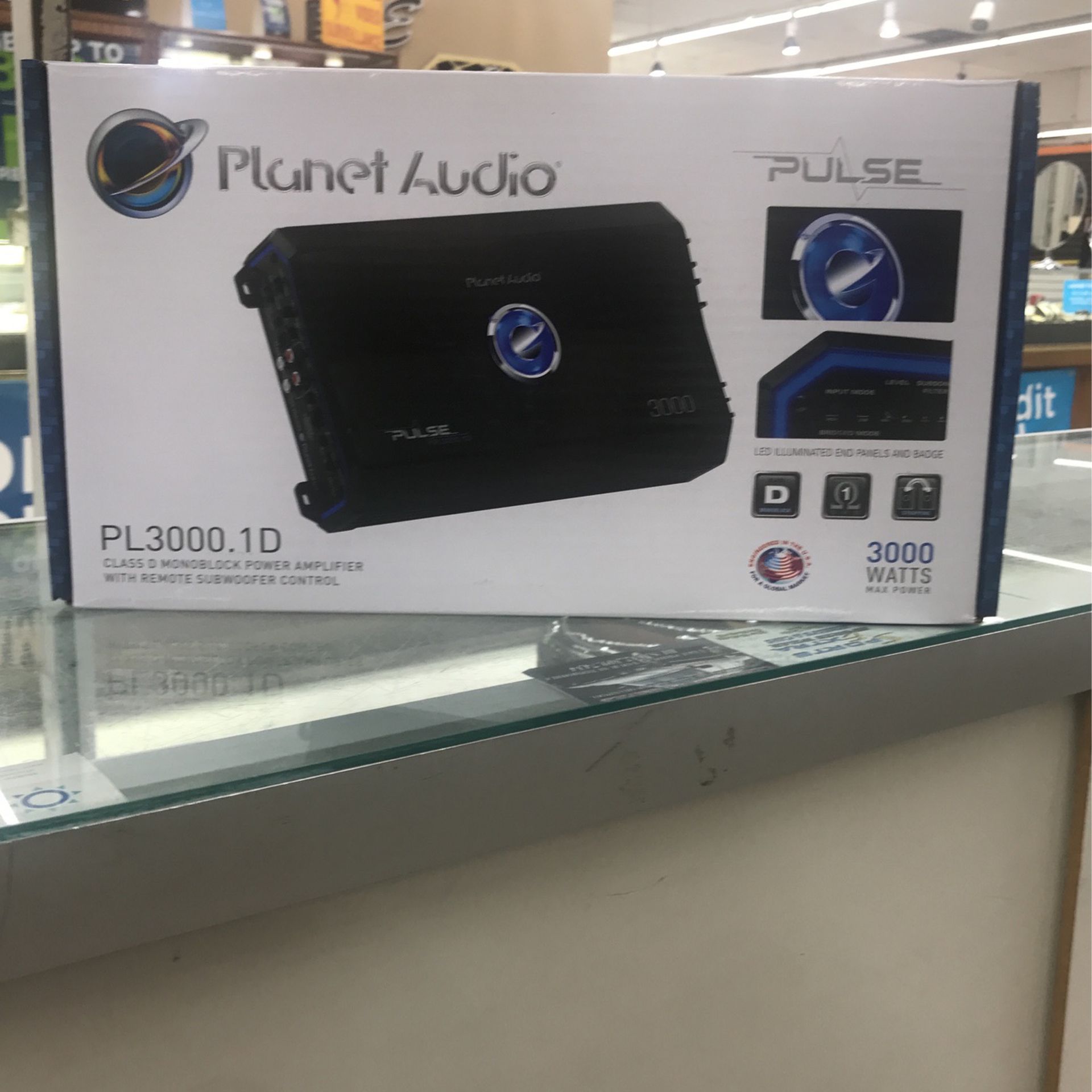 Planet Audio 3000 Watts Amp