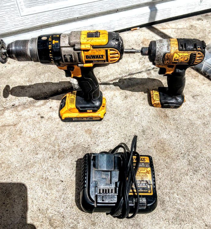 DEWALT DRILLS, BATTERY AND BATTERY CHARGER