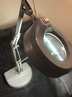 Large jewelry magnifying glass with light for Sale in Tampa, FL - OfferUp