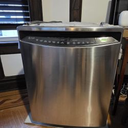 GE PROFILE Dishwasher