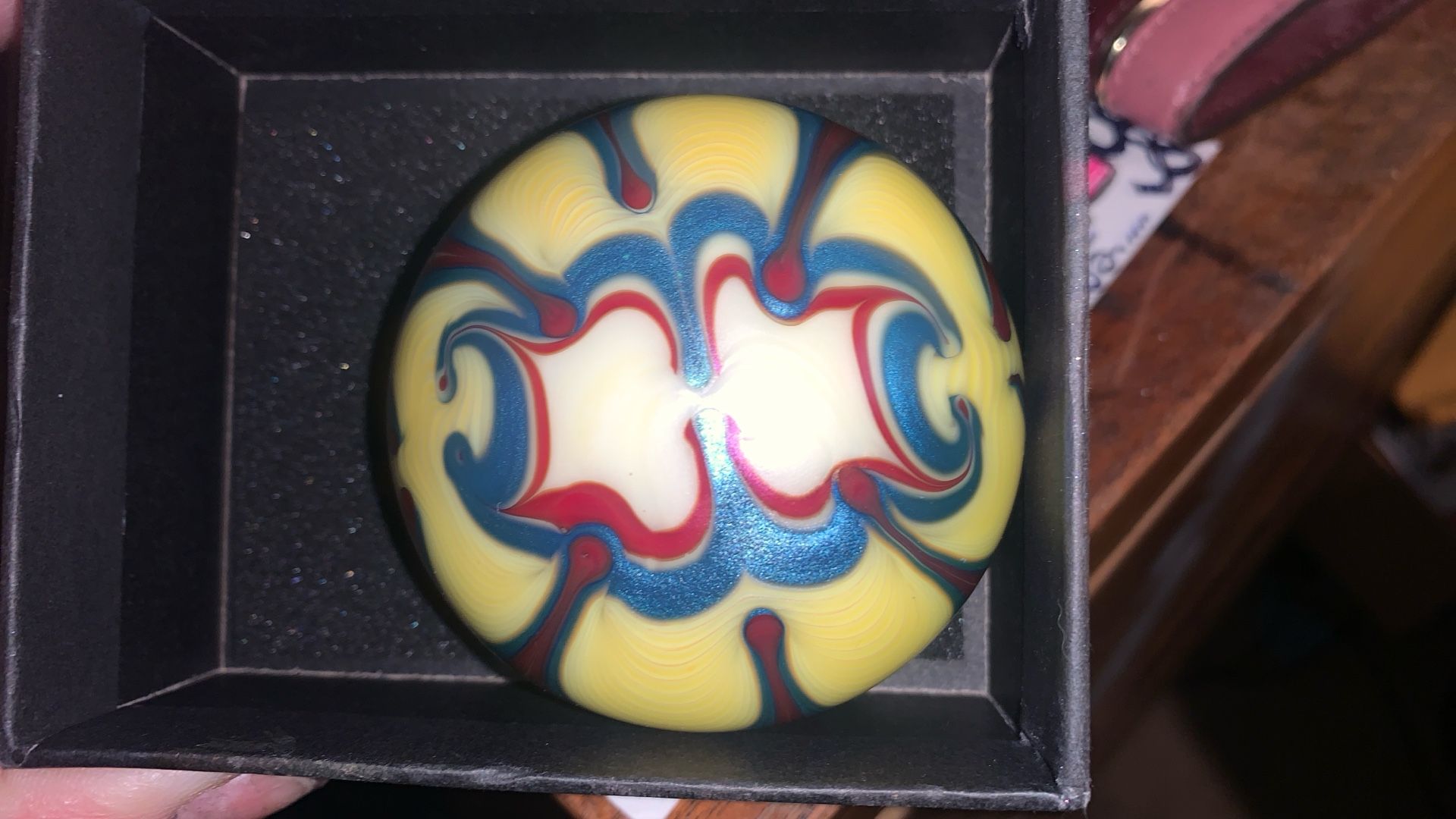 Orient & Flume. Vintage 1974 Paperweight