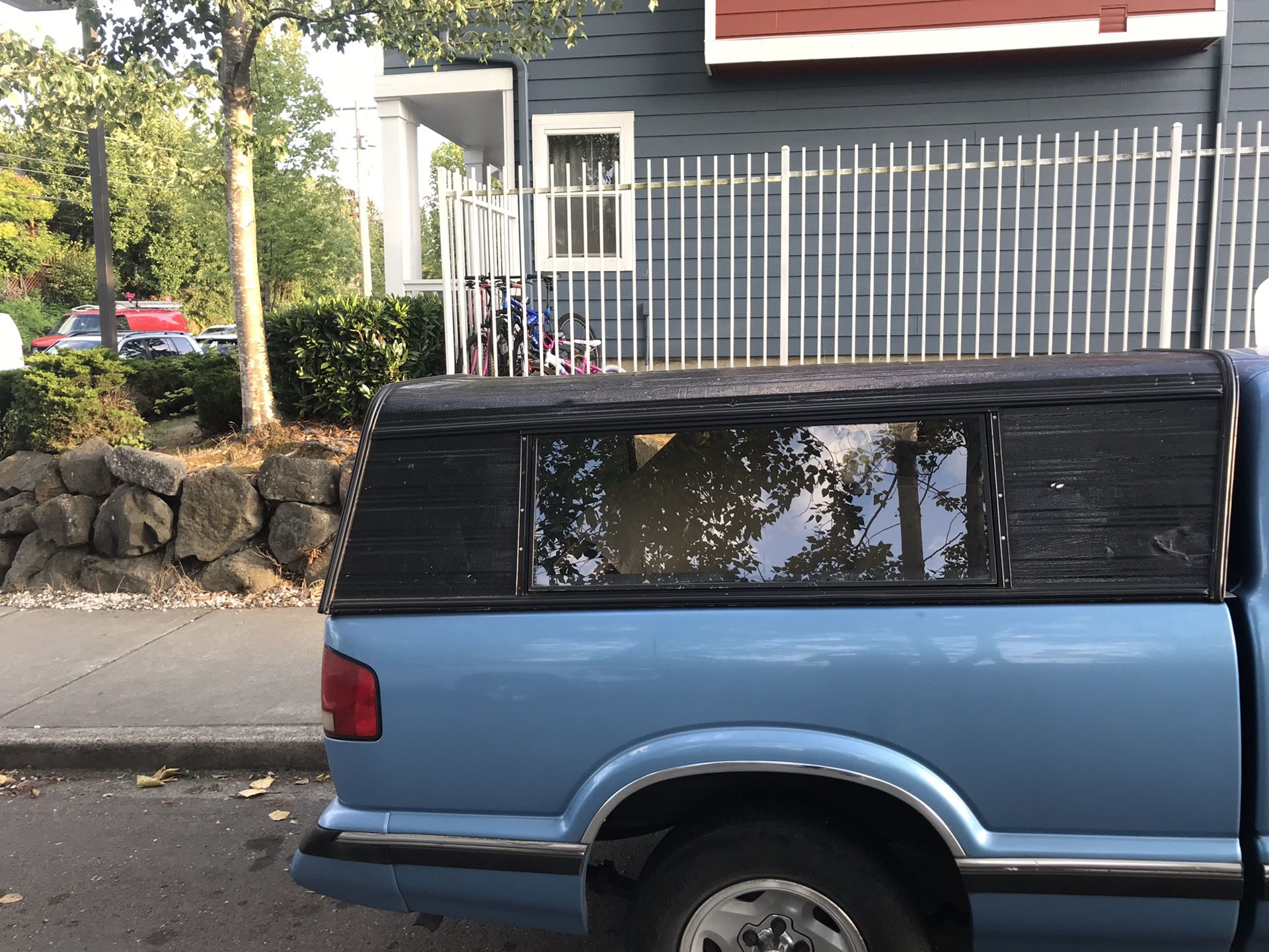 1996 chevy s10 camper shell
