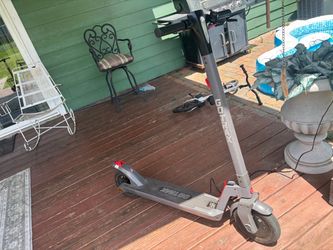 Electric scooter
