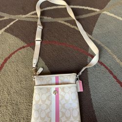 Coach  Crossbody 