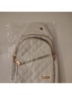 Brand New White Quilted Crossbody Sling‎ Bag with Gold Zippers