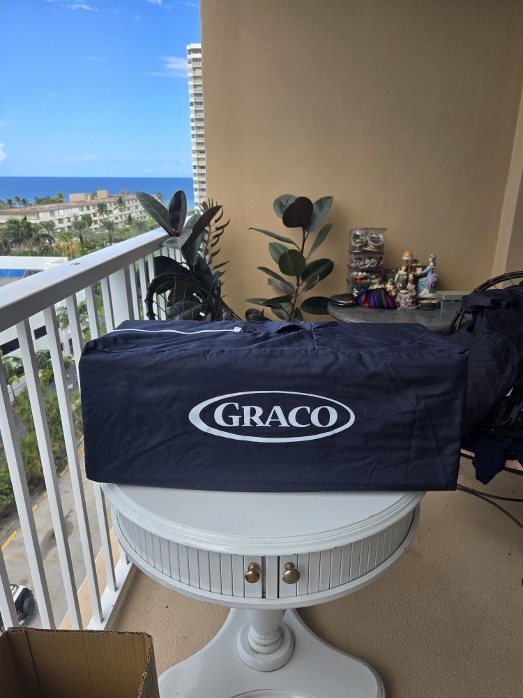 Graco pack n play travel dome dlx playard photos - Vestigeseekers.com