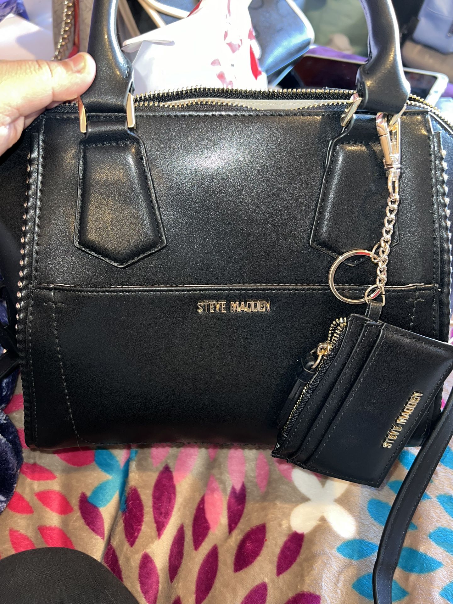 Steve Madden Tote Bag With Wallet Attached