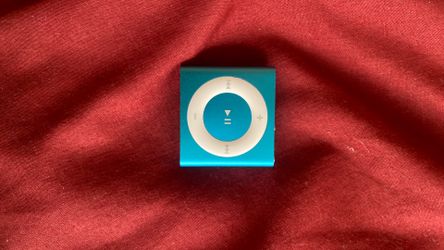 iPod shuffle 4th gen 2gb