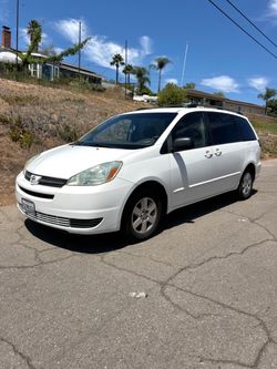 2004 Toyota Sienna