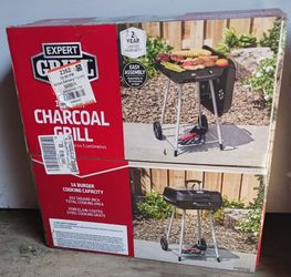 EXPERT CHARCOAL GRILL W/WHEELS 17.5" BOUGHT & DON'T NEED ONLY WANT WHAT I PAID SEE PICS