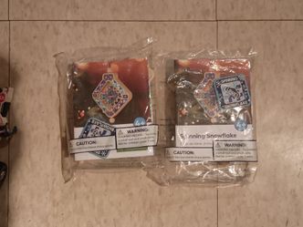 3/$10 🌟 NEW Lowe's Spinning Snowflake Holiday Christmas Ornament Project