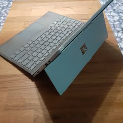 Microsoft Surface Pro 5