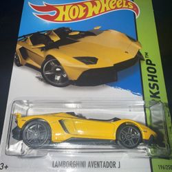 Hot Wheels Lamborghini Aventador J HW Workshop 2014