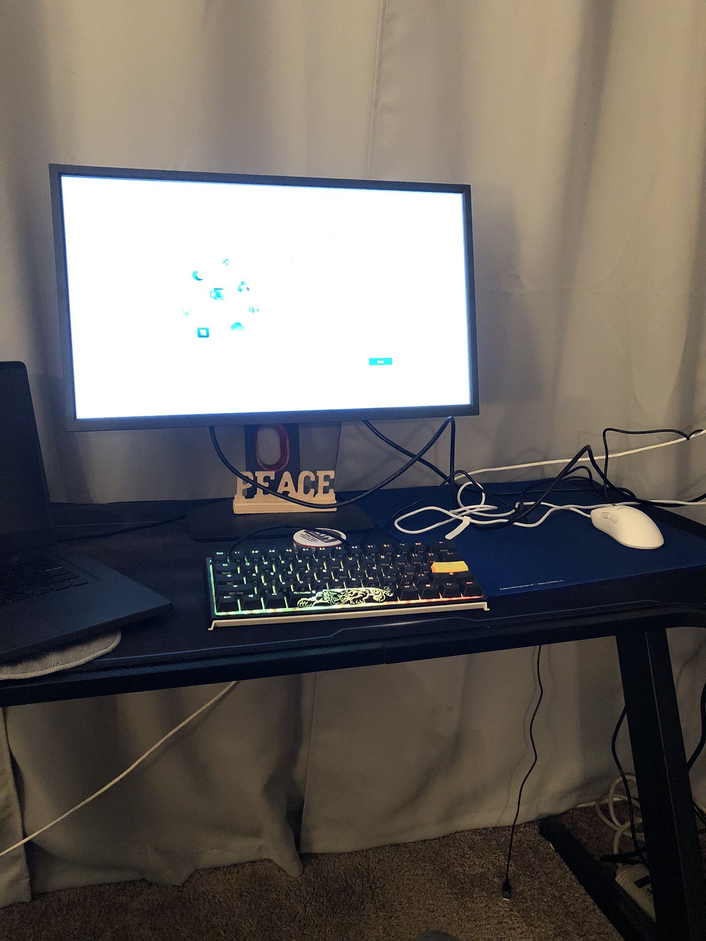 Gaming Pc Setup + 500 Hz Dell Alienware Monitor + With Gaming Mouse + Mousepad