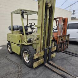 Forklift Clark 8,000lb 