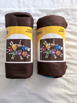 M&M fleece blankets / throw