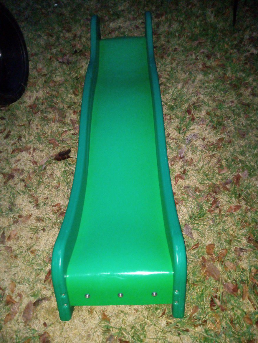 Used Just A Few Times Plastic Sliding Board And Seesaw/Plastic Horse