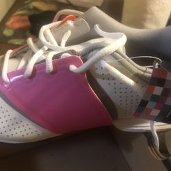 Tenis de golf nuevos