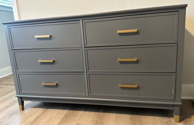Dresser Vogue Brand