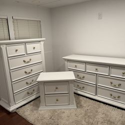 Dresser Set Of 3