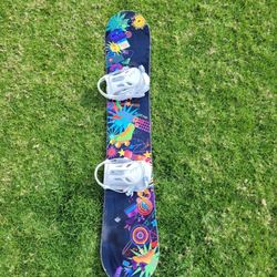 ROXY Snowboard 154 cm with Bindings