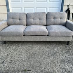 Grey MCM Couch! Delivery Available🚚