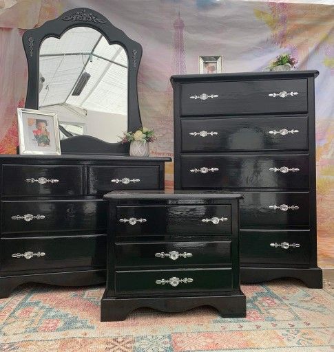 Four Wooden Pieces Perfect For Any Small Rooms Colors Black And Silver Has Been Refurbished