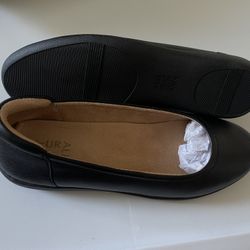 Naturalizer Women’s Black Leather Ballet Flats Size 9.5M